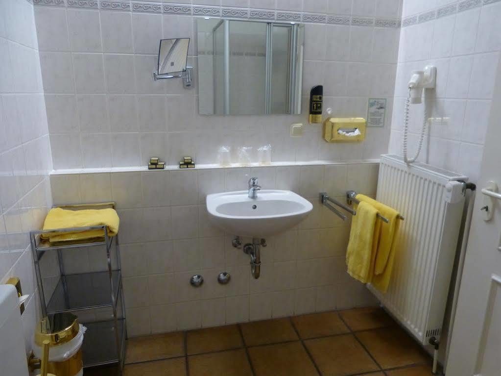 Hotel Am Hehlentor Celle Esterno foto